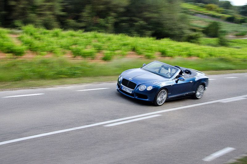 Bentley Continental GTC V8S, fotografía: www.luxury360.es